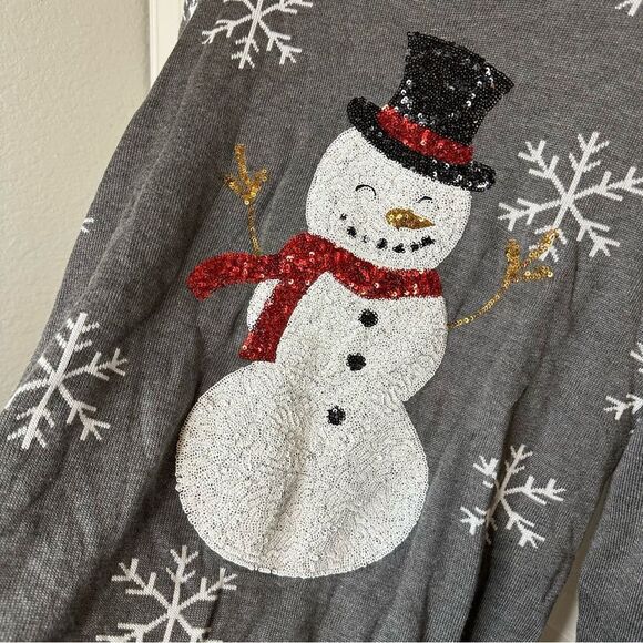 Tipsy Elves Grey Sequined Snow Day Ugly Christmas Sweater Sz M Holidays Festive - Picture 5 of 8